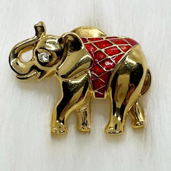 🔮‎ 5/$25 Vintage Elephant Pin - Picture 1 of 3